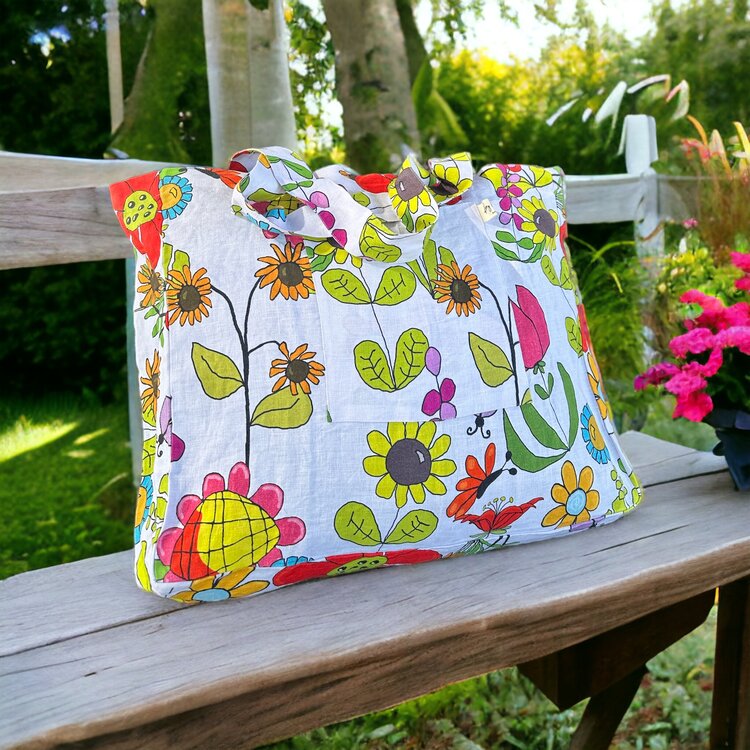 Bag - Go To Anywhere Bag in TweedleDee