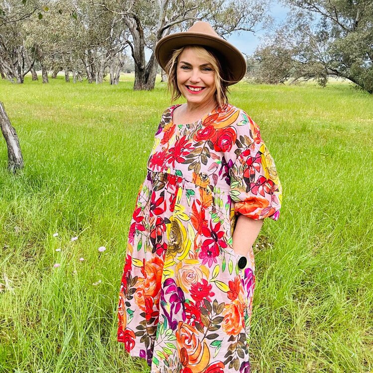Athena Linen - Summer Garden on Lavender