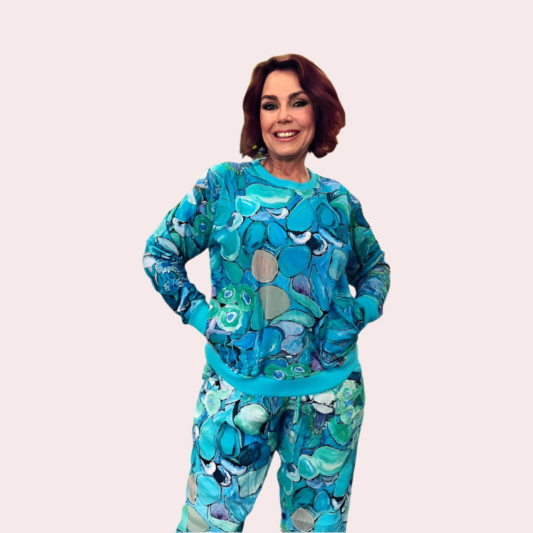 Pullover in Perfectly Turquoise