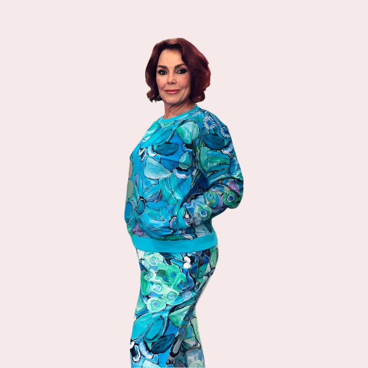 Pullover in Perfectly Turquoise