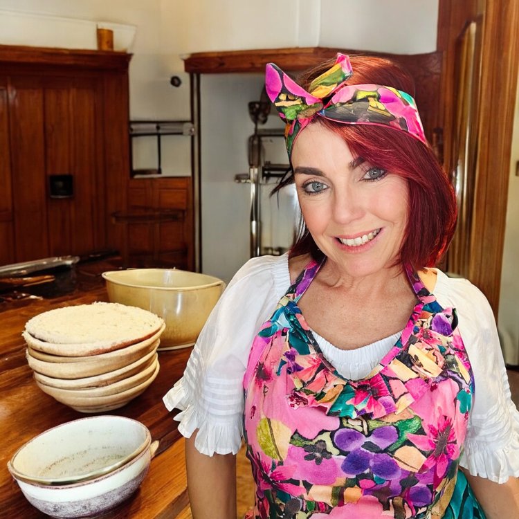 Vintage Apron in True Fuscia
