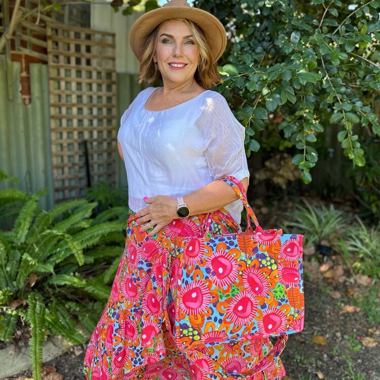 Maggie Handbags ~ Mrs Pearl on Sky