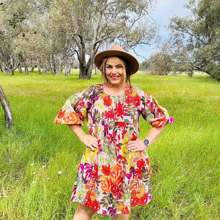 Athena Linen - Summer Garden on Lavender