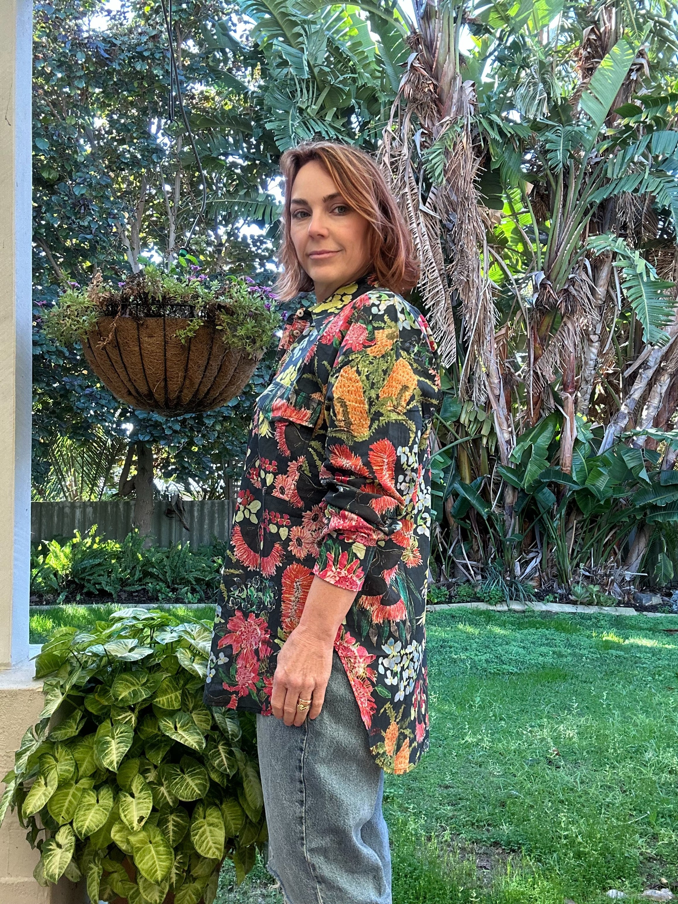 Maxi Shirt in Spring Fling Navy